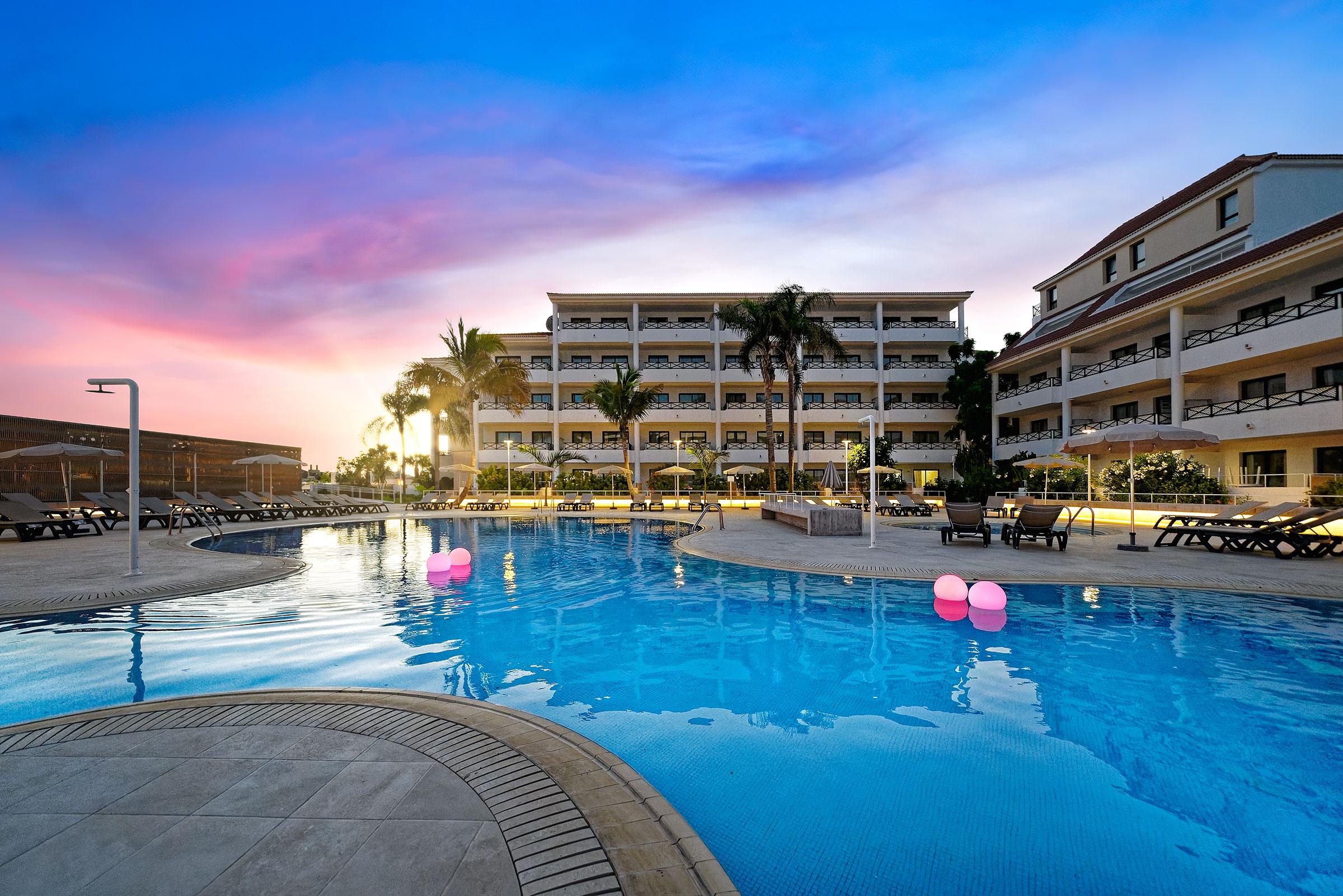 Hotel Parque La Paz Playa de las Americas  Luaran gambar